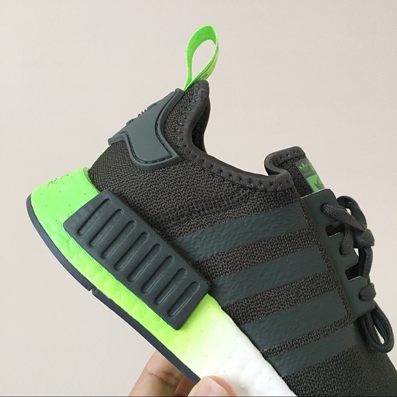 nmd_r1 star wars shoes yoda